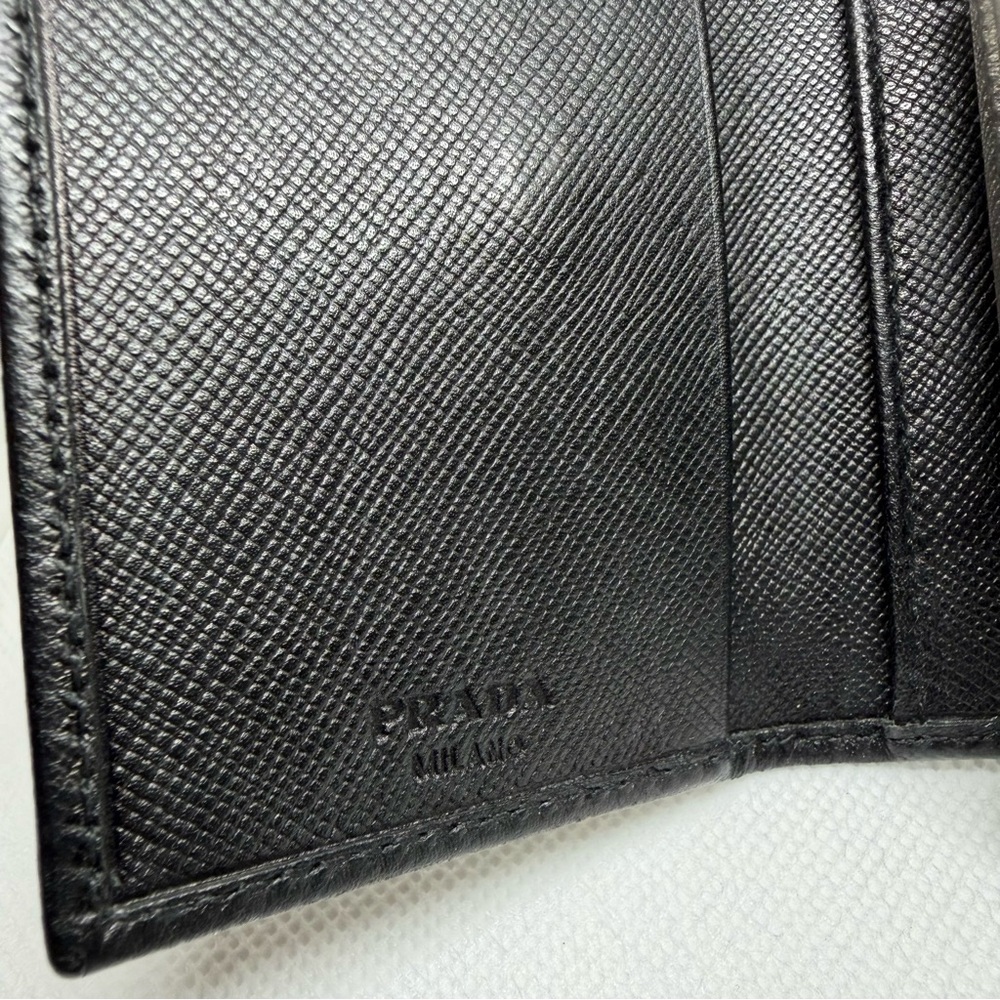 PRADA Key Holder Black Saffiano Leather Silvertone Snap - Picture 10 of 15